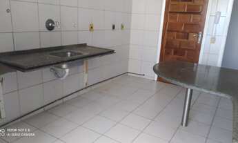 Imagem 4: Aluga-se apartamento em ótima localicação com 3 quartos sendo 1 suíte, sala, 1 WC cozinha