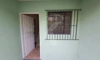 Imagem 7: Casa com 1 quarto, sala, cozinha, banheiro, área de serviço, 1 vaga de garagem