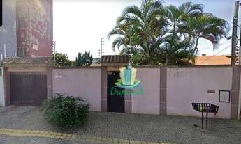 Imagem: Casa com 2 dormitórios com 210 m² à venda