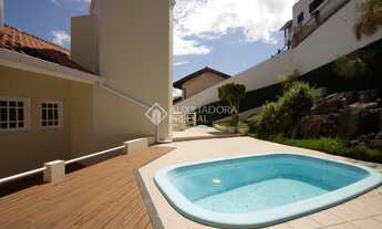 Imagem 3: PRÓXIMO A UFSC - CASA com 4 dormitórios,-Avalia permuta(50%) - Carvoeira - Florianópolis