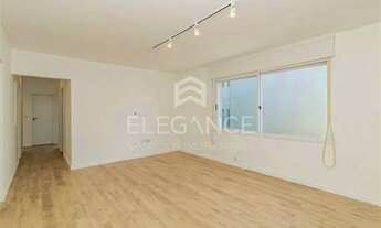 Imagem: Porto Alegre - Apartamento Padrão - Bom