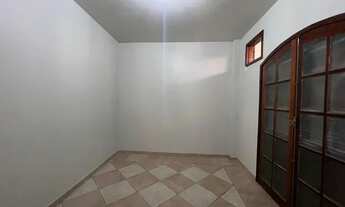 Imagem 5: Apartamento para Venda em Araruama, Bananeiras, 2 dormitórios, 1 banheiro, 1 vaga