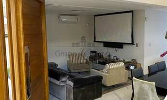 Imagem 3: Linda Casa Sobrado Condomínio - Residencial Golden Park - Jacareí - 4 Dormitórios - 201m²