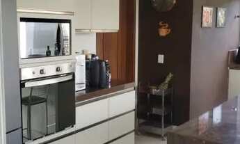 Imagem 3: Ótima casa duplex no Alphaville com 360m², 4 quartos sendo 2 suítes e 2 semi-suítes