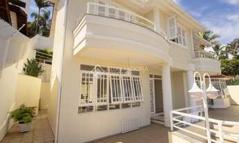 Imagem 2: PRÓXIMO A UFSC - CASA com 4 dormitórios,-Avalia permuta(50%) - Carvoeira - Florianópolis