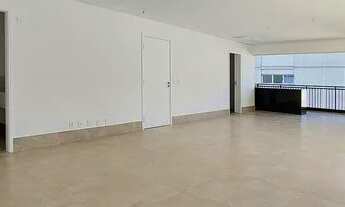 Imagem 2: 226 m² - Altíssimo Padrão nos Jardins - 3 Suítes - 4 vagas - Depósito - São Paulo