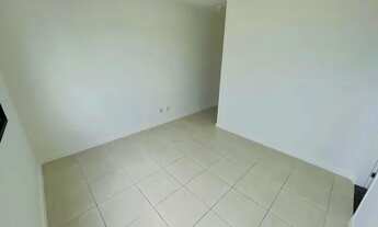 Imagem 2: Apartamento para Venda em Salvador, Costa Azul, 1 dormitório, 1 suíte, 1 banheiro, 1 vaga