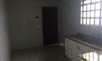 Imagem 2: Casa com 4 quartos - Bairro Centro em Rolândia