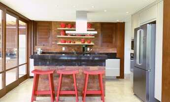 Imagem 7: Casa em condomínio fechado mobiliada e decorada de 5 suítes na Praia do Forte Litoral Nort