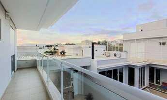 Imagem: SOBRADO COM PISCINA, EM CONDOMÍNIO, COLINA