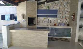 Imagem 2: Casa para Venda em Araruama, Vila Capri, 2 dormitórios, 1 suíte, 3 banheiros, 4 vagas