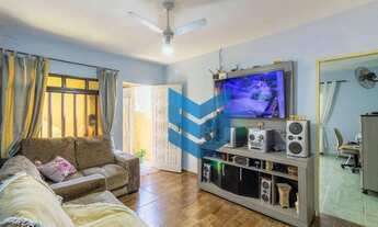 Imagem: Casa com 4 dormitórios à venda, 200 m²