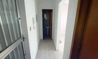 Imagem 5: Apartamento para locação em Braz de Pina, situado na rua Guaíba 77/ apto 104( fundos