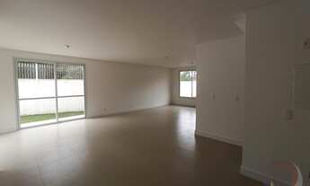 Imagem 2: FLORIANóPOLIS - Casa Padrão - Sambaqui