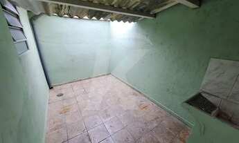 Imagem 6: Casa com 1 quarto, sala, cozinha, banheiro, área de serviço, 1 vaga de garagem