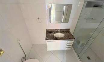 Imagem 4: * APARTAMENTO 100 % REFORMADO DE 2 DORMITÓRIOS NA QUADRA DA PRAIA NO EMBARÉ*