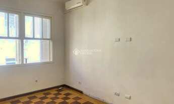 Imagem 3: PORTO ALEGRE - Apartamento Padrão - Partenon
