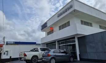 Imagem 2: Prédio Comercial pra Locação na Av. Constantino Nery 827m² Subsolo com vagas, banheiro e s