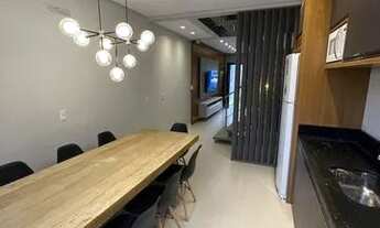 Imagem 4: Sobrado Triplex Mobiliado(a), 3 dormitórios ( sendo 3 suítes ), 2 vagas de garagem. Canto