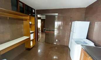 Imagem 3: Térrea para venda possui 1000 metros quadrados com 5 quartos