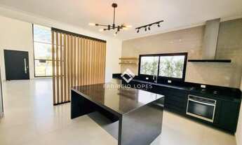 Imagem 5: Maravilhosa e Elegante Casa Térrea para venda em Condomínio Nobre em Jacareí/SP