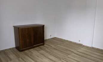 Imagem 2: Kitnet para Locação em São Vicente, Centro, 1 banheiro, 1 vaga