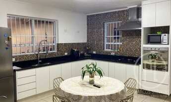 Imagem 2: Casa com 200 m² em Condomínio Fechado, Campo Grande