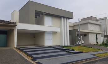 Imagem 2: Casa Térrea em Condomínio Jardins Lisboa - 3 Suítes Plenas e Piscina Aquecida