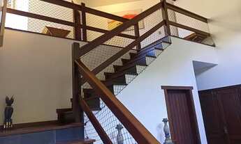 Imagem 7: Casa de condomínio sobrado para aluguel e venda possui 420 metros quadrados com 4 quartos