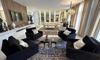 Imagem: COBERTURA COM 560 M² PRIVATIVOS A VENDA