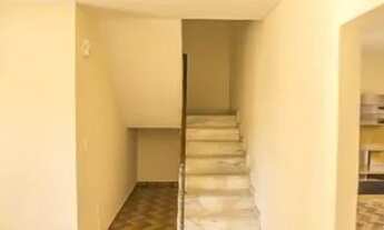 Imagem 4: Casa para venda possui 155 metros quadrados com 3 quartos em Centro - Itaguaí - RJ