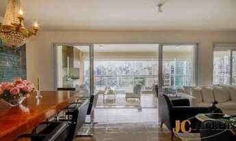 Imagem: Apartamento com 204 m² de área útil