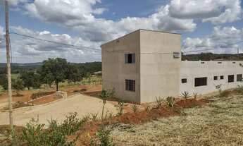 Imagem 2: Chácara com construção no Condomínio Portal do Horizonte