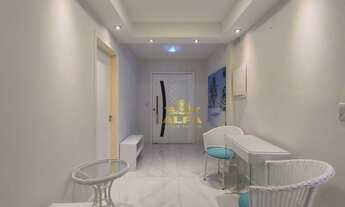 Imagem 7: Apartamento reformado e com sacada frente ao mar da Praia das Pitangueiras de 4 dormitório