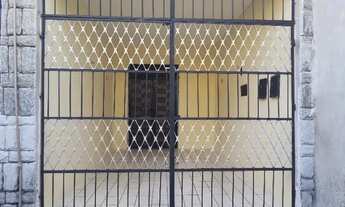 Imagem 2: Casa próxima à Avenida Jovita Feitosa