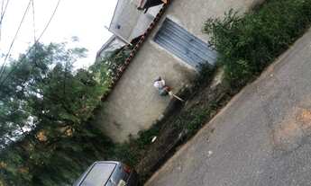 Imagem 5: Casa com piscina, em lote com área de 200 m², em Mateus Leme/ MG