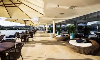 Imagem 2: Casa de condomínio 4 suítes, 02 vagas, em Camboriú -SC