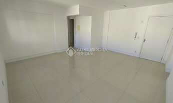 Imagem 3: PORTO ALEGRE - Apartamento Padrão - Partenon