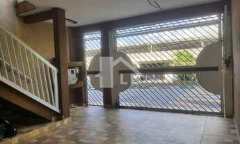 Imagem 6: Lindíssimo Sobrado à Venda de 397m² construídos com 3 dormitórios (com armários e 1 suíte