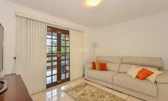 Imagem 3: Casa para venda tem 275 metros quadrados com 4 quartos em Tingui - Curitiba - PR