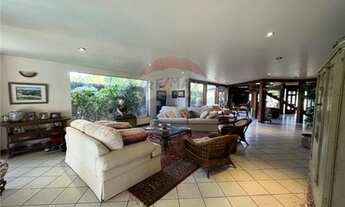 Imagem 7: Belíssima casa com ar campestre