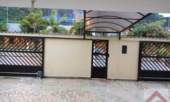 Imagem 2: Apartamento para Venda em São Vicente, Vila Valença, 2 dormitórios, 2 banheiros, 1 vaga