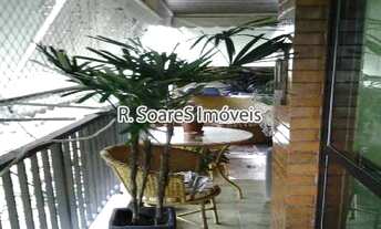 Imagem: Apartamento com 3 quartos na Humaitá. Rua