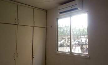 Imagem 2: Apartamento em excelente localização, próximo a vias de fácil acesso à ônibus, e ao Colégi