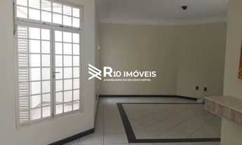 Imagem 6: Casa para aluguel, 3 quartos, 1 suíte, 5 vagas - Bairro SANTA MONICA, Uberlândia MG