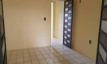 Imagem 4: Casa próxima à Avenida Jovita Feitosa