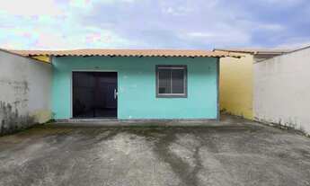 Imagem 2: Casa com 2 quartos e quintal em condomínio fechado no bairro Leandro