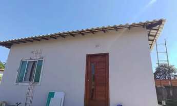 Imagem 2: Casa para Venda em Araruama, iguabinha, 2 dormitórios, 1 suíte, 2 banheiros, 1 vaga