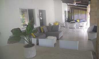 Imagem 5: Casa de condomínio para venda possui 450 metros quadrados com 5 quartos