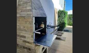 Imagem 3: Vendo excelente casa com 4 suites e piscina no Bessa toda projetada